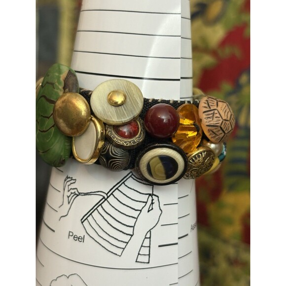 Art Deco Button Bracelet 6.5” Handmade Mixed Materials 80s 90s Vintage - Picture 5 of 9